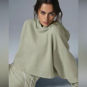 Alo YogaBae Hoodie in Limestone